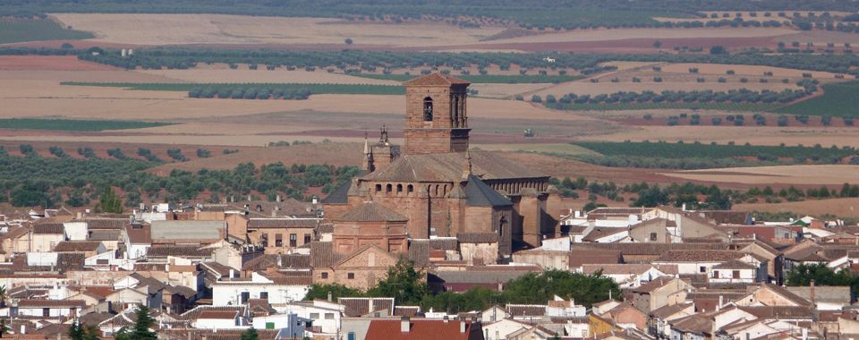 Fotografía con vista general de Villanueva de los Infantes.